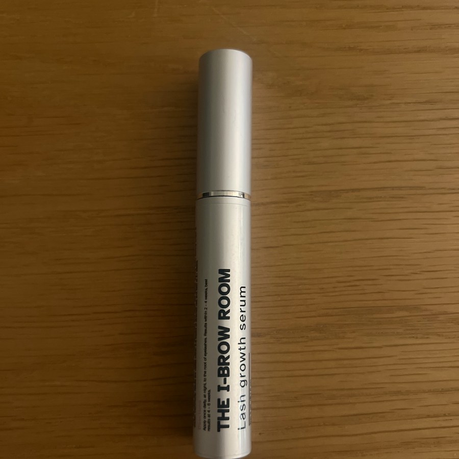 The i-Brow Room's own lash serum bottle
